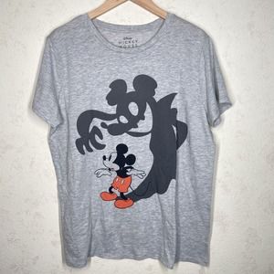 Disney Womens Mickey Mouse Tshirt Spooky Scary Shadow Size XXL Gray Halloween